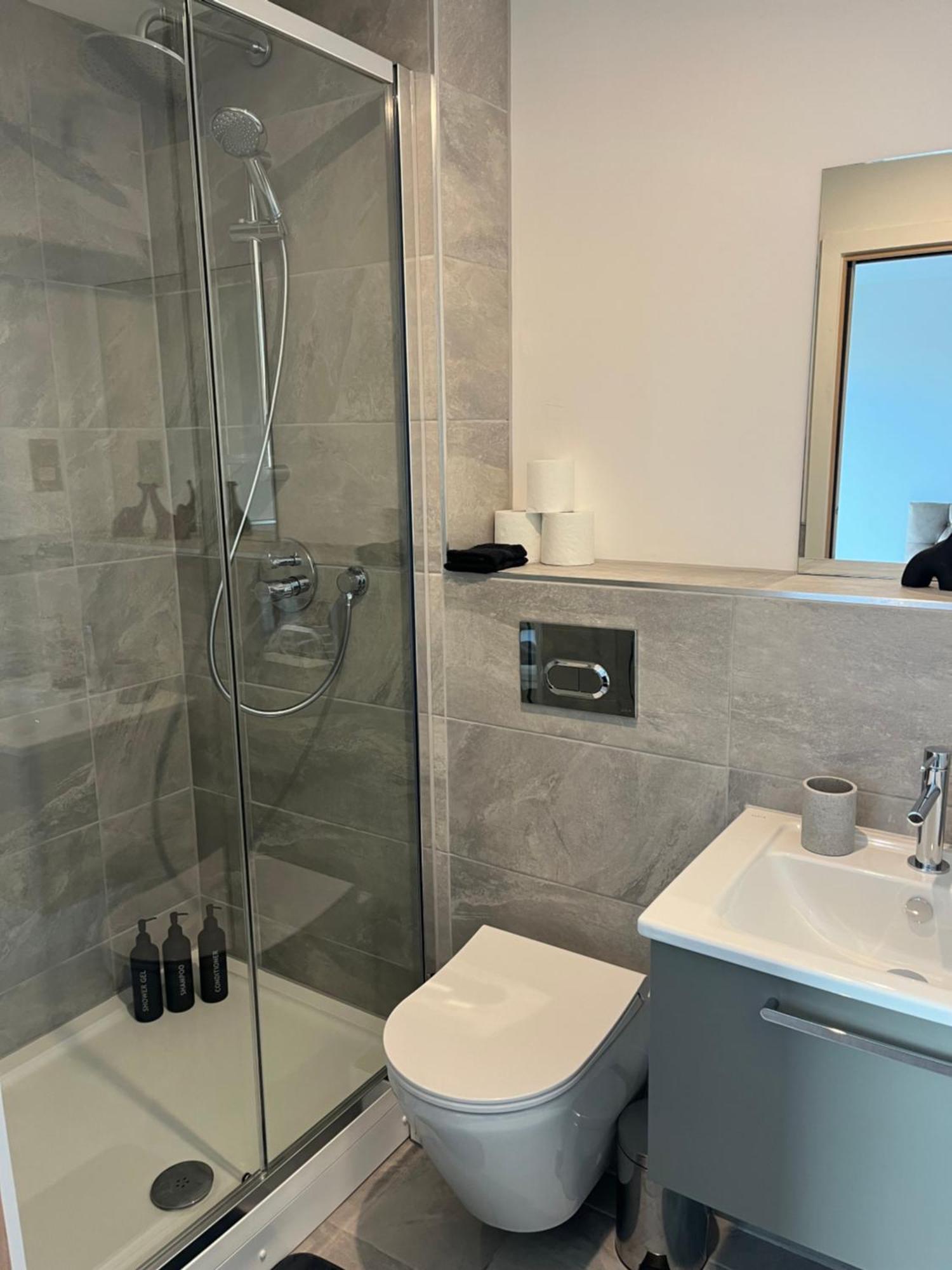 Superb New Build City Centre Flat And Gym Йорк Екстериор снимка